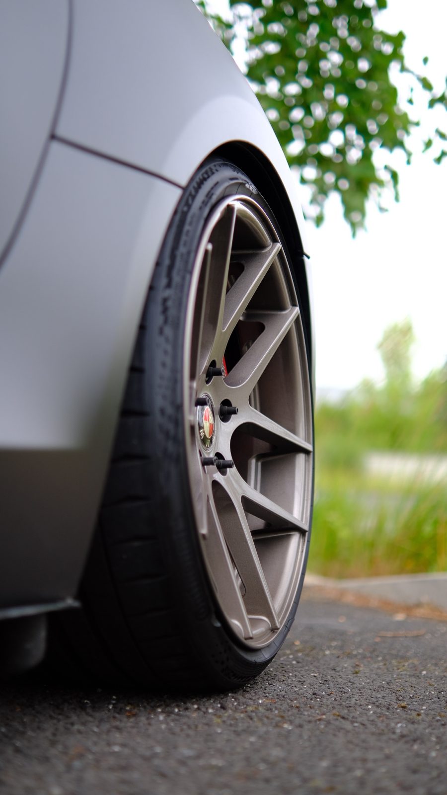 Bronze multi-spoke wheel on a matt Z4
